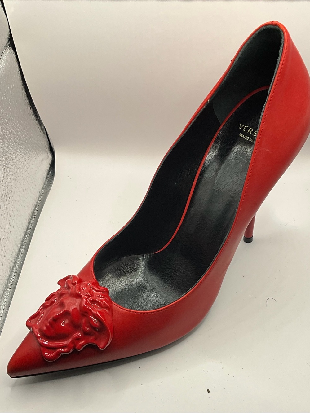 Versace Red Leather La Medusa Pumps- 38.5